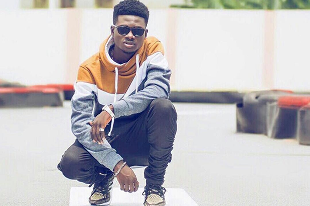 Kuami Eugene Angry: In a fight with aayalolo task force for clamping his vehicle