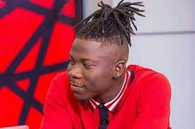 Bola Ray saved Shatta Wale from being beaten in London – Stonebwoy drops secret