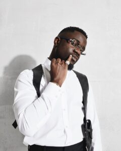 Sarkodie - Fraud Nixxa In Suit (FNIS)